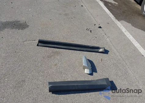 2014 Chevrolet Equinox 1Lt z USA, uszkodzony, nr VIN 2GNALBEK1E6238673